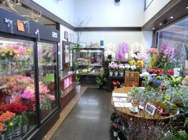 「奉花園」　（三重県伊勢市）の花屋店舗写真2